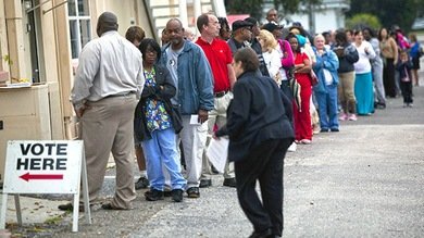 Las colas dejaron en 2012 a más de 200.000 electores de Florida con las ganas de votar