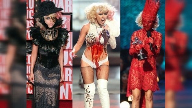Lady Gaga se viste con carne cruda