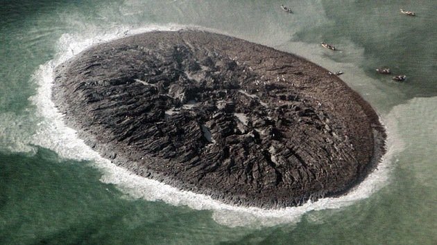 Fotos: Primeras imágenes captadas por la NASA de la nueva isla en Pakistán
