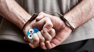 Diez maneras de ser arrestado por tuitear