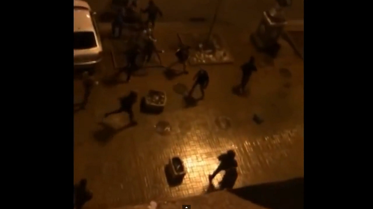 Brutal pelea de hinchas ucranianos y franceses en Kiev