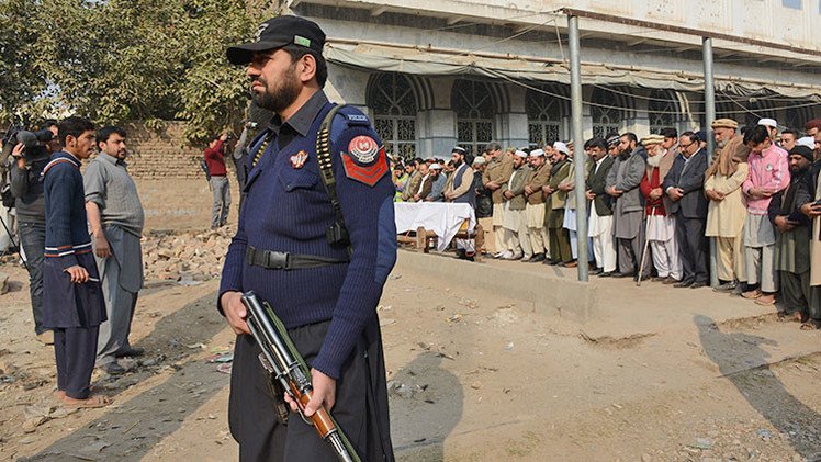 Pakistán recupera la pena de muerte tras la masacre en el colegio