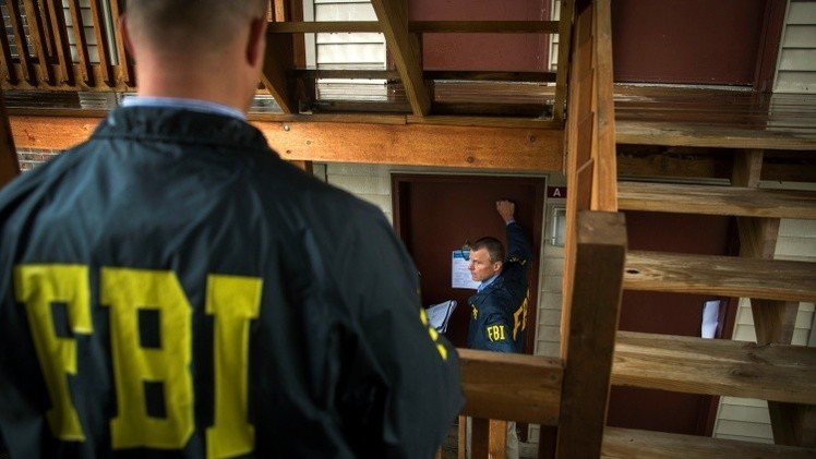 Informe: El FBI maneja mal casi la mitad de las pruebas criminales en su poder
