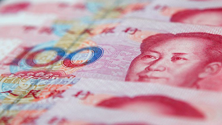 Medio alemán: "China ayuda al rublo para fortalecer el yuan"