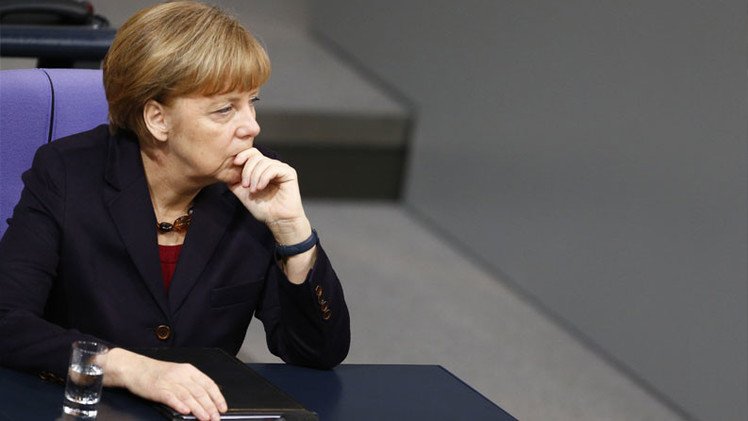Medios alemanes: Merkel no tiene derecho a hacer reclamaciones a Putin
