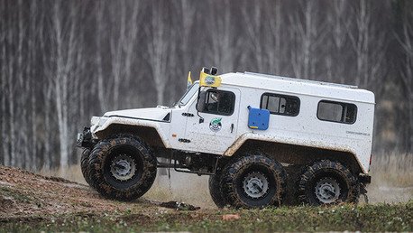 Video: Rusia prueba en el Ártico dos nuevos vehículos de alta tecnología 