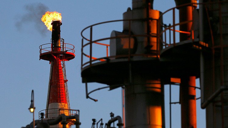 El precio del petróleo: Preguntas tras el desplome