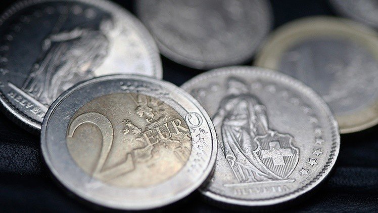 "Se vienen las guerras de divisas": El verdadero significado de la subida del franco suizo