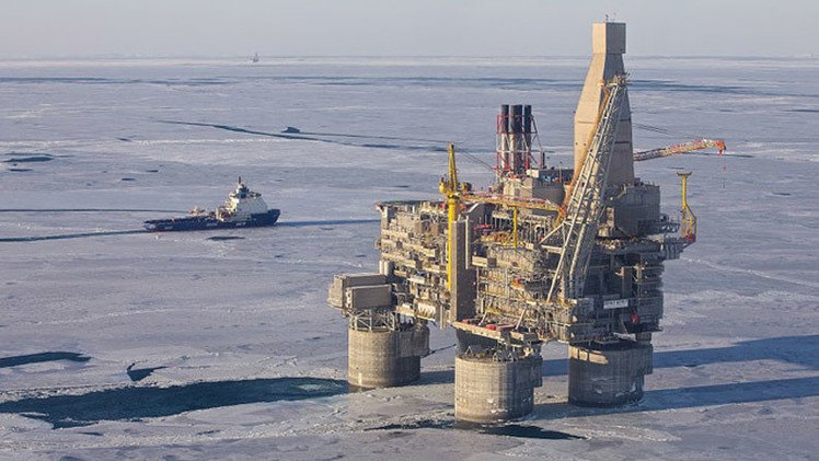 Rusia: La mayor plataforma de perforación petrolera del mundo se pone en marcha