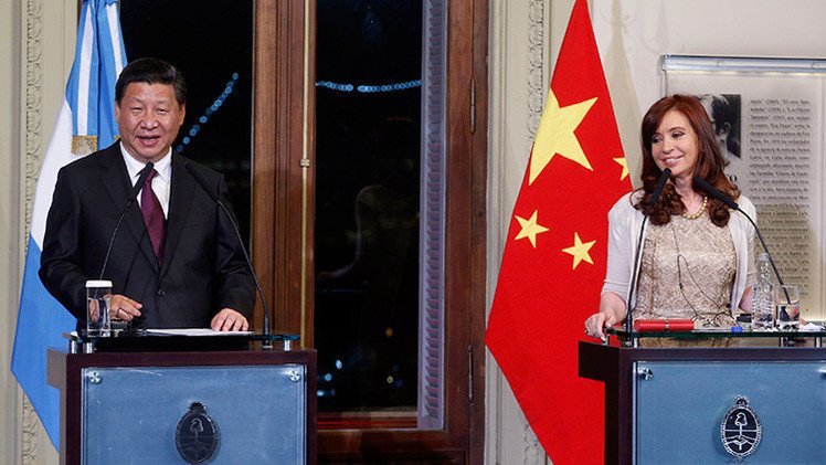 Cristina Fernández de Kirchner estrecha la "alianza estratégica" con China
