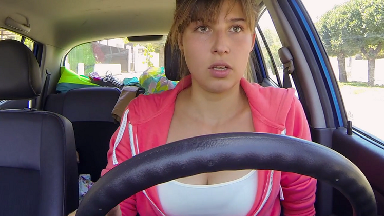 En qué piensan las mujeres cuando conducen