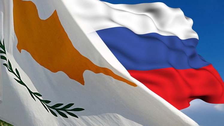 Presidente de Chipre ofrece a Rusia instalar bases militares en su país