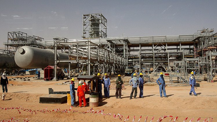 "El gran secreto de Arabia Saudita": ¿Se están agotando sus reservas de crudo?