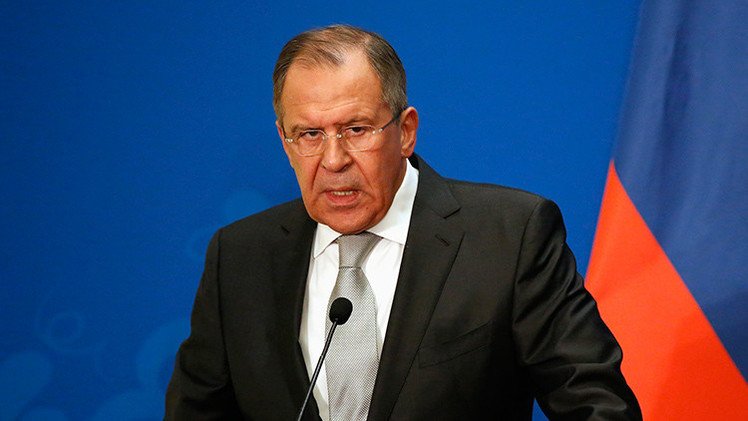 Lavrov: "Lo más importante es cumplir plenamente con los acuerdos de Minsk"