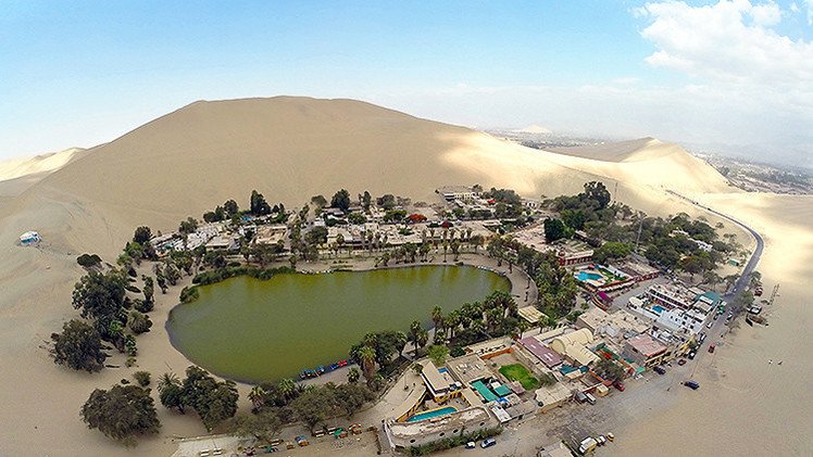 No es un espejismo: Así es una increíble ciudad oasis en Perú