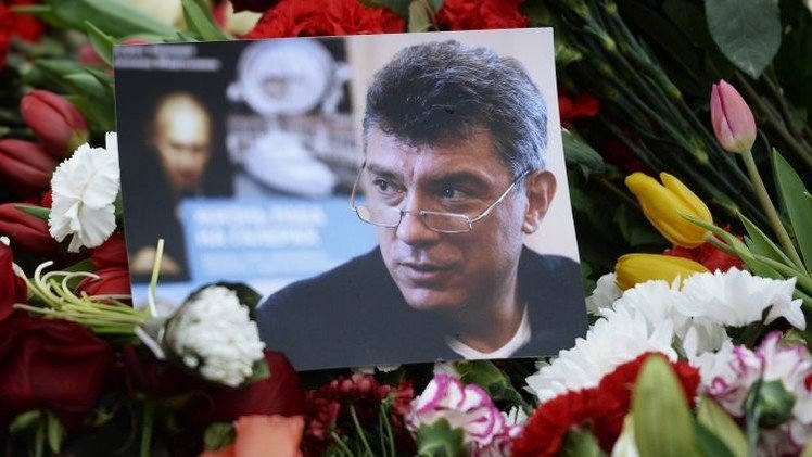 Video: Una cadena rusa muestra el momento del asesinato de Borís Nemtsov