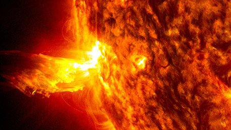 Oxígeno y Sol matan: ¿Para qué nos engaña la "seudociencia occidental"?