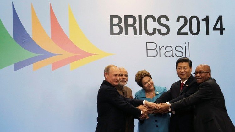 Iniciativas financieras de los BRICS, "primera alternativa para el FMI y el Banco Mundial"