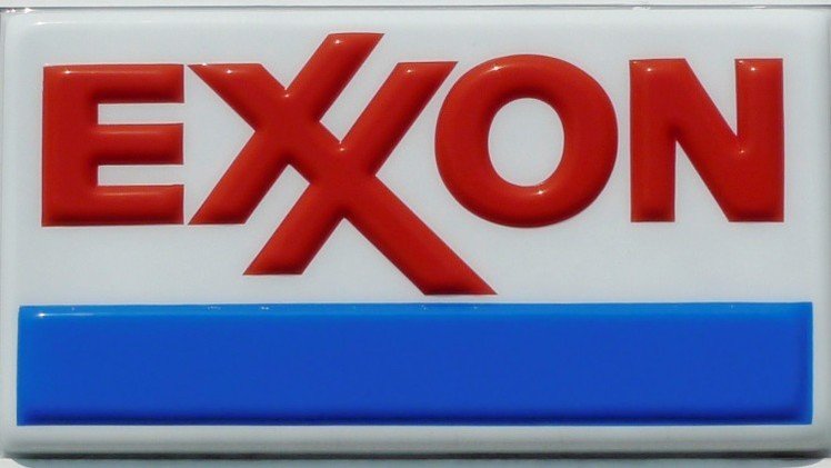La petrolera ExxonMobil opta por Rusia al trasladar su base de materias primas al país