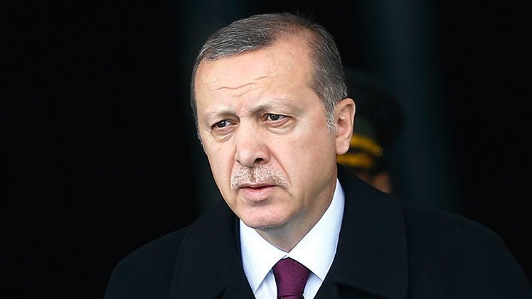 Bocado mortal: un laboratorio analiza a diario la comida de Erdogan 