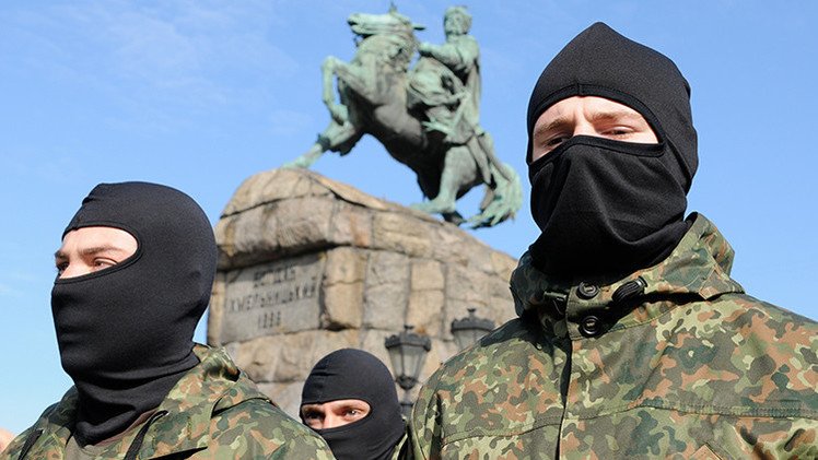 Medios de EE.UU.: Nazis forman parte de la Guardia Nacional de Ucrania