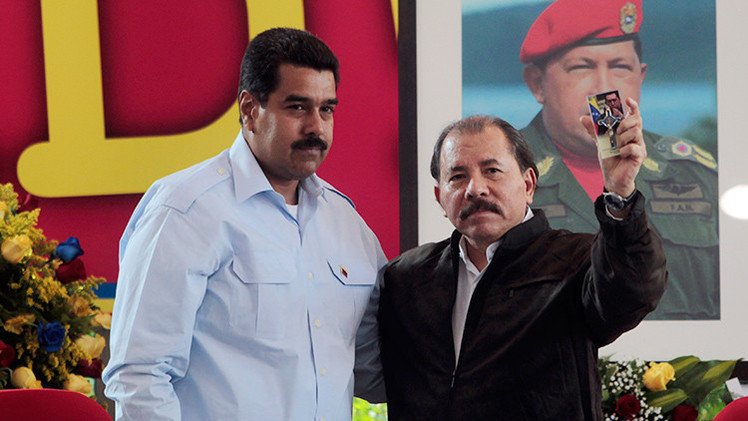 Maduro: "Jamás hemos sido ni seremos una estrella en la bandera del norte"