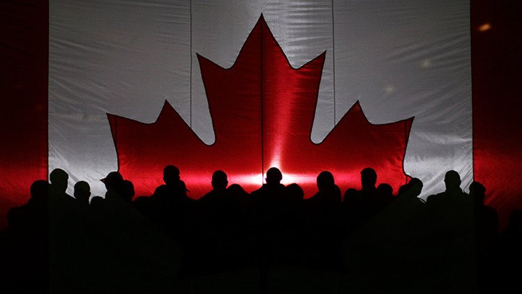 ¿Reclutó Canadá miembros para el EI?