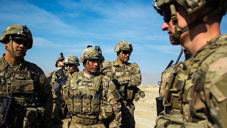 EE.UU. retrasaría la retirada de sus tropas de Afganistán 