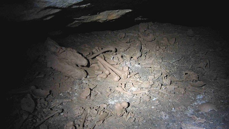 Estudio: Los mayas sacrificaban niños de otras tierras en cuevas rituales en Belice
