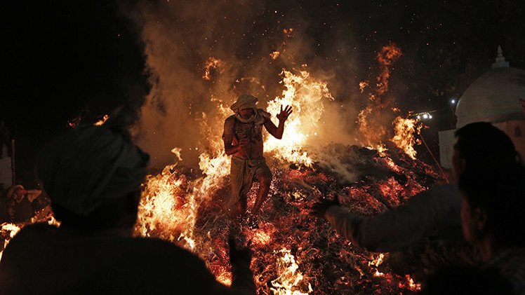Un 'fuego subterráneo infernal' quema una ciudad de la India desde hace 100 años