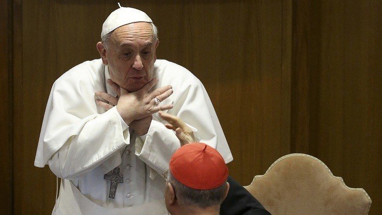 La cadena Fox Sport brasileña 'secuestra' y 'tortura' al papa Francisco en un polémico comercial
