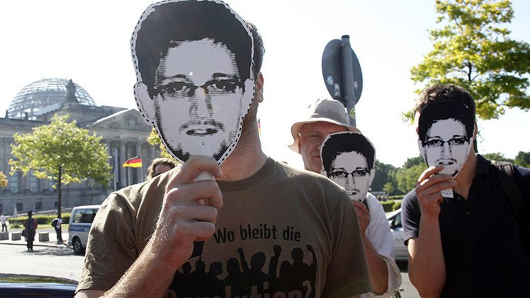 EE.UU. amenazó a Alemania con sanciones agresivas si acoge a Snowden