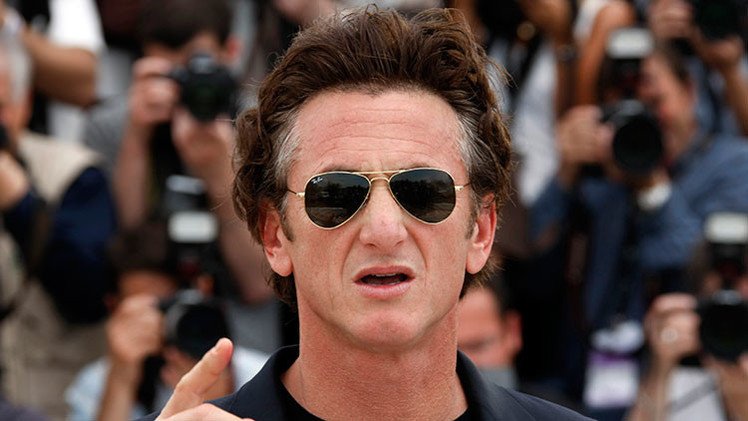 El actor estadounidense Sean Penn critica el "arcaico" bloqueo de EE.UU. contra Cuba