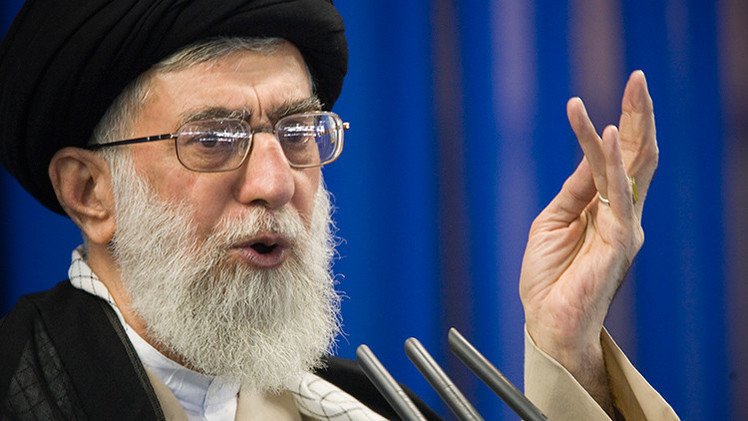 "Muerte a EE.UU.": El líder supremo de Irán denuncia el 'bullying' de Estados Unidos
