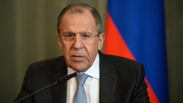 Lavrov: EE.UU. actúa con doble rasero al apoyar al presidente yemení huido y no a Yanukóvich
