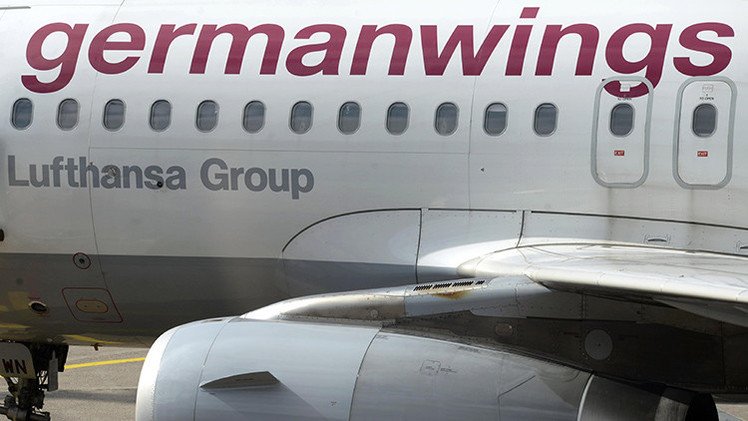  Familiares de uno de los fallecidos del A320 demandarán a Germanwings 