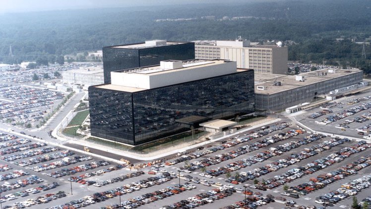 La NSA consideraba renunciar a las prácticas de espionaje antes de Snowden