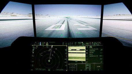 Una tetrapléjica controla un caza F-35 con la mente