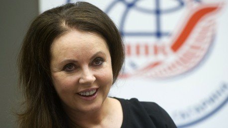 Sarah Brightman a RT: "Voy a la órbita espacial para cantar a través del frío"