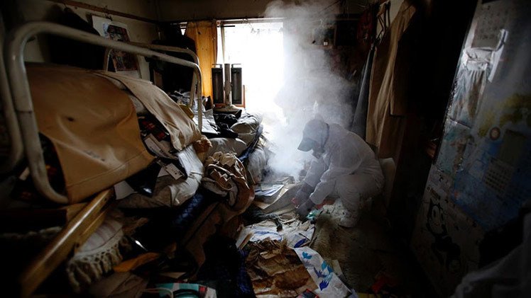 Fotos únicas: Cómo limpian los hogares de fallecidos solitarios en Japón