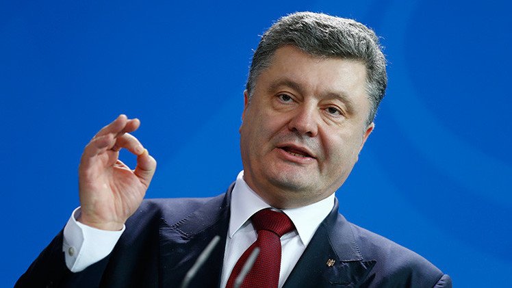 Poroshenko: Ucrania está dispuesta a celebrar un referéndum sobre su sistema de gobierno