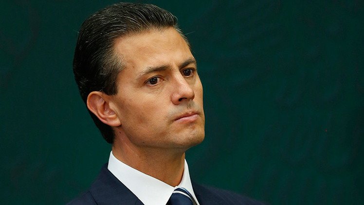 'The Financial Times' : "Las promesas económicas de Peña Nieto se han venido abajo estrepitosamente"