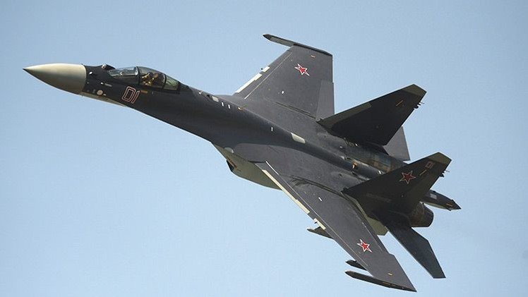 Сazas Su-35 lanzan por primera vez misiles aire-aire durante maniobras en Rusia