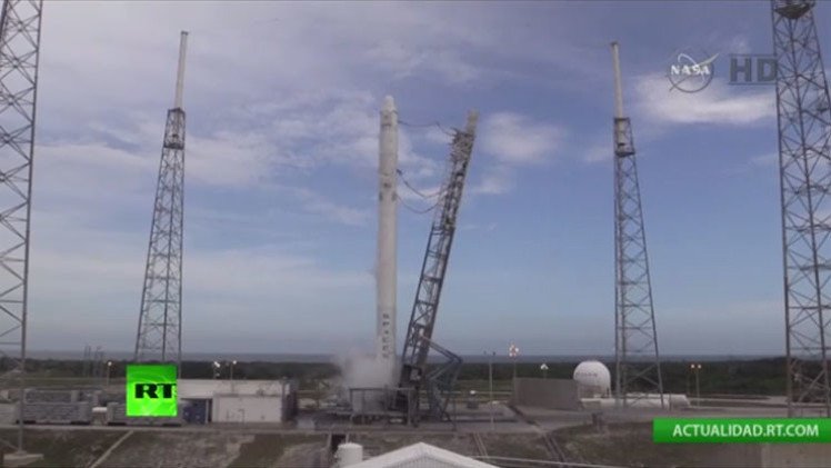 Suspenden el lanzamiento de la cápsula no tripulada Dragon de SpaceX
