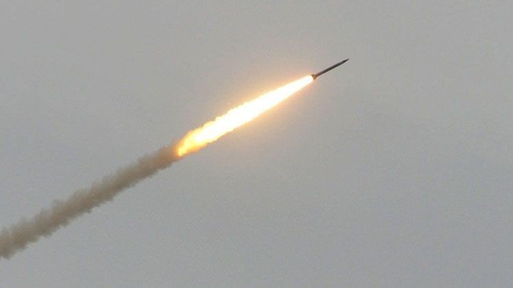 Rusia fabricará en serie los misiles RS-26 Rubezh 'asesinos de defensa antimisiles'