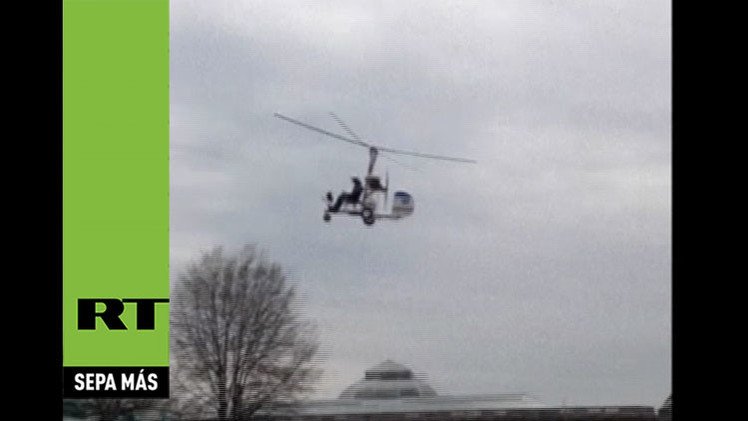 PRIMERAS IMÁGENES: Un helicóptero aterriza en el césped del Capitolio