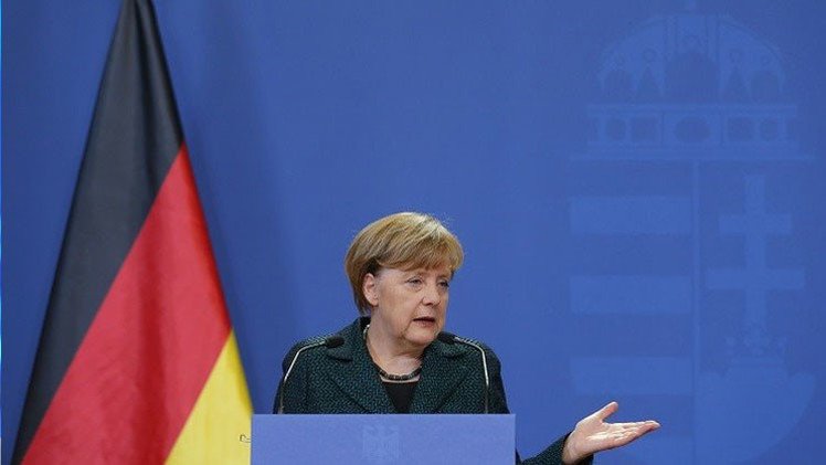 Merkel se muestra dispuesta a crear una zona de libre comercio con Rusia