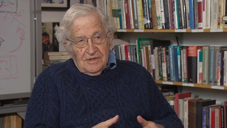 Chomsky: "La deuda griega debe ser condonada, como la de Alemania en 1953"