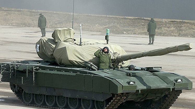 Rusia filtra imágenes de su nuevo tanque Armata y vehículos blindados