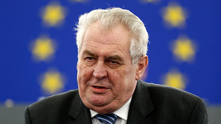Presidente checo: "En un futuro la Unión Europea ingresará en la Federación de Rusia"